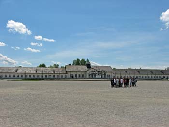Beeindruckend still wurden unsere Schüler in der KZ-Gedenkstätte Dachau