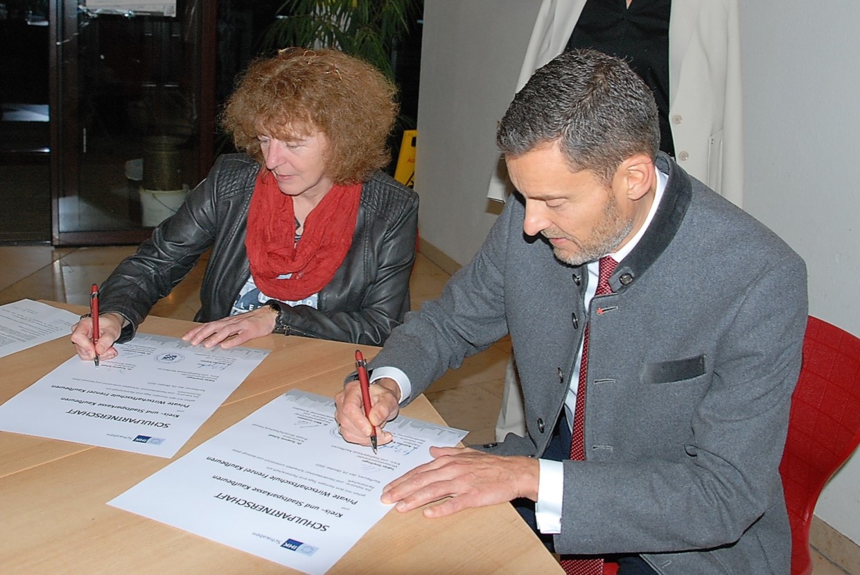Unterzeichnung des Kooperationsvertrages