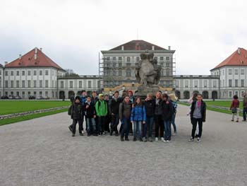 Absolutismus in Bayern: Schüler besuchen die Schlossanlage in Nymphenburg